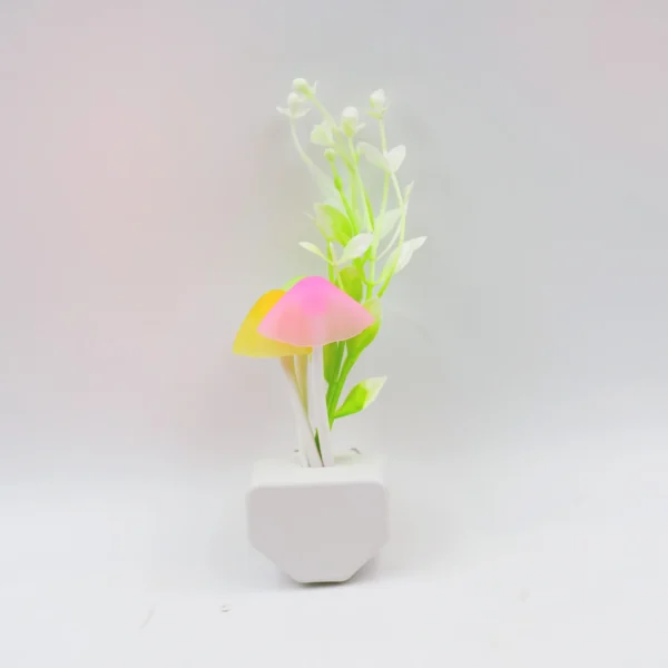 Fancy Color Changing LED Mushroom Night Light Kids Beautiful Color LED Illumination Automatic On / Off Light Sensor Night Lamp-0239a